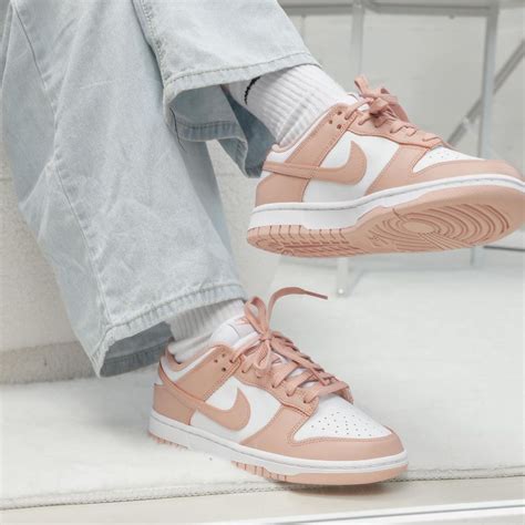 rosa dunks nike|nike dunk falsa rose.